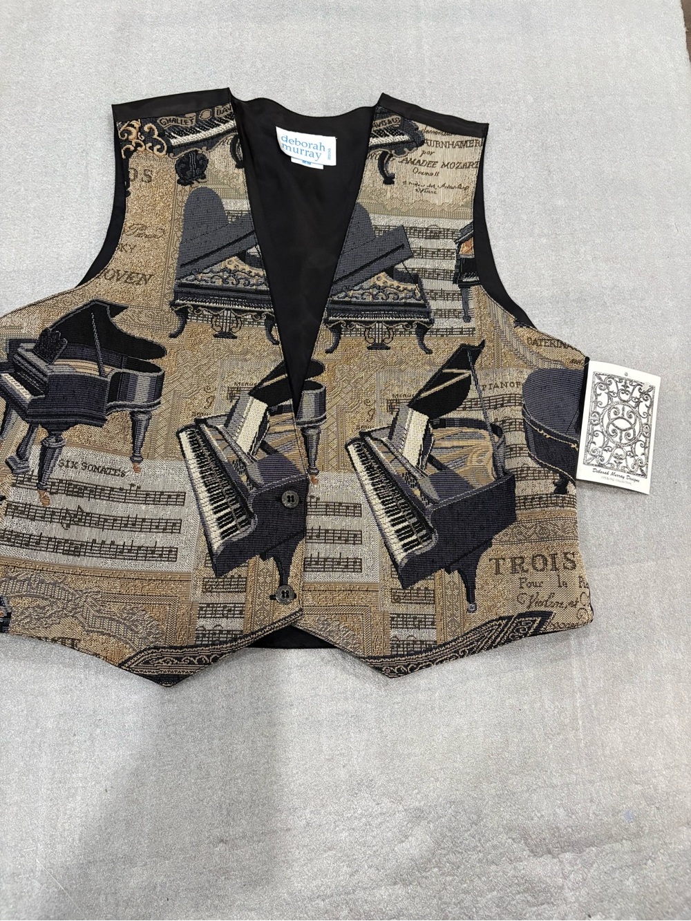 VTG Deborah Murray Musical Piano Pattern Vest in Black and Gold